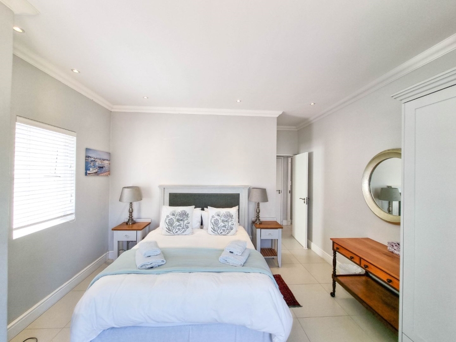 2 Bedroom Property for Sale in Westcliff Western Cape